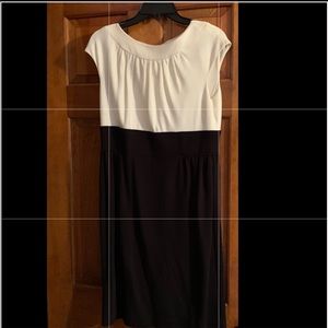 A comfortable, simple little dress for you guys!